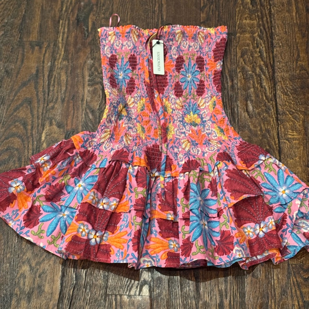 Floral strapless dress